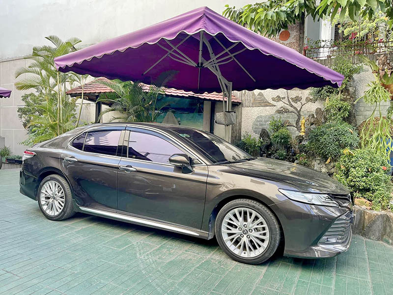 giá camry 2.5Qw 2019